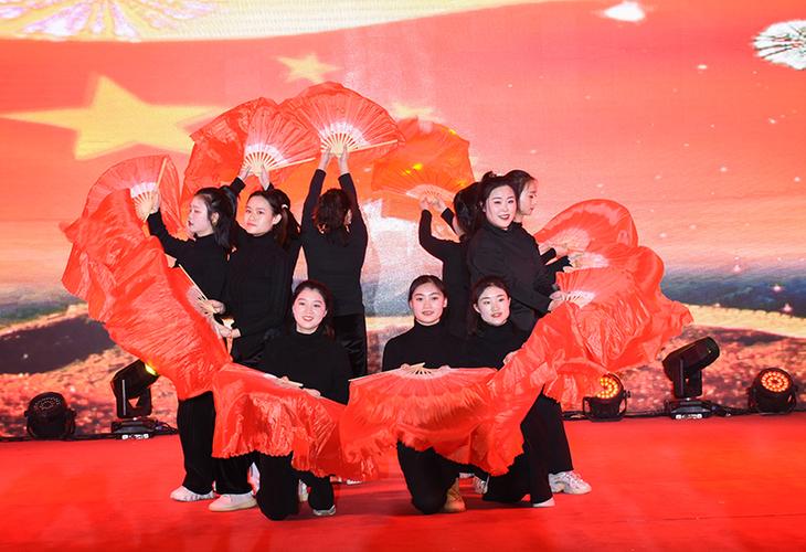 2021年度黔西南州硬笔书法协会文艺演出暨"硬笔规范汉字"书写大赛颁奖
